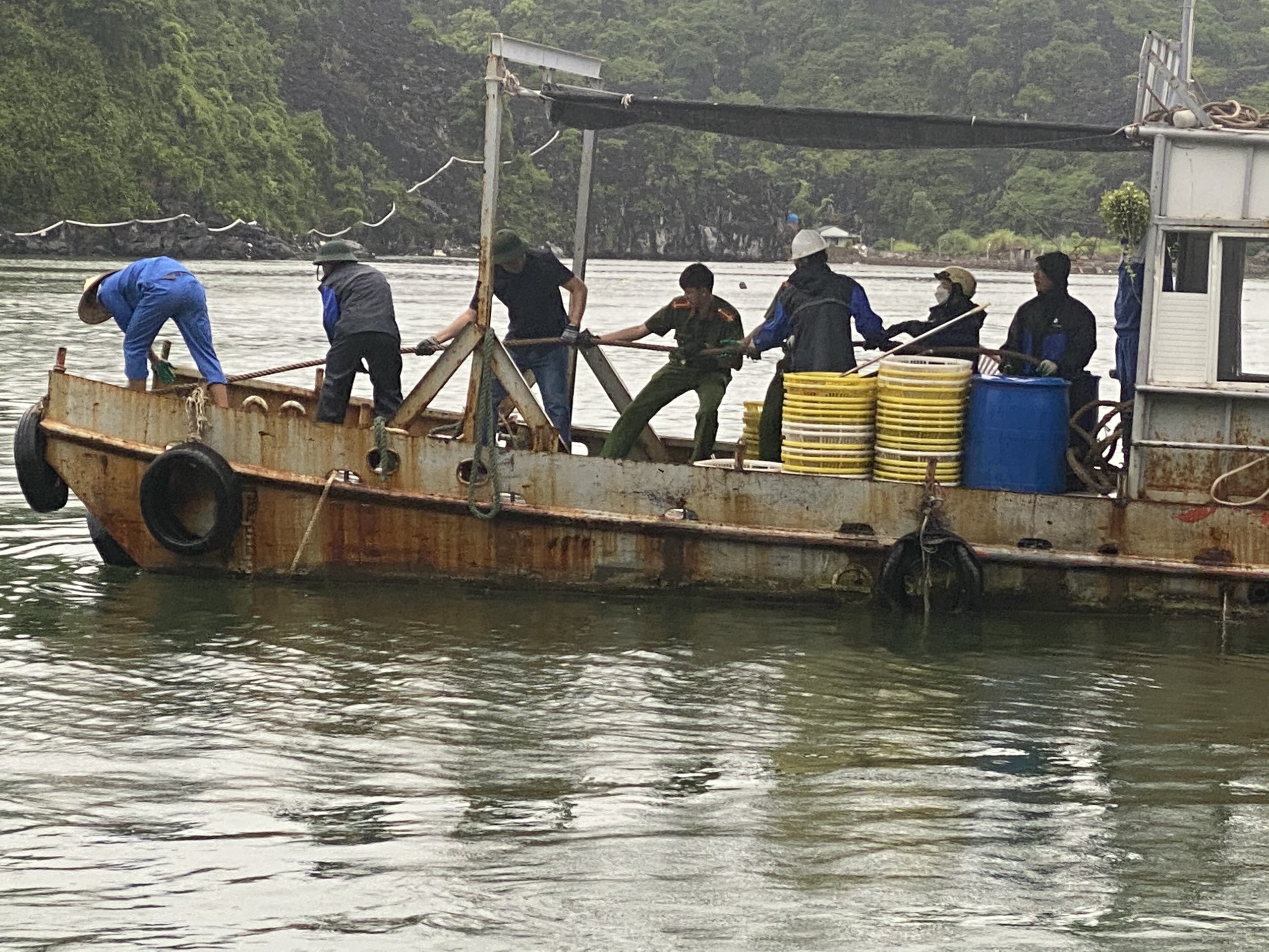 Chủ động ứng phó bão số 4